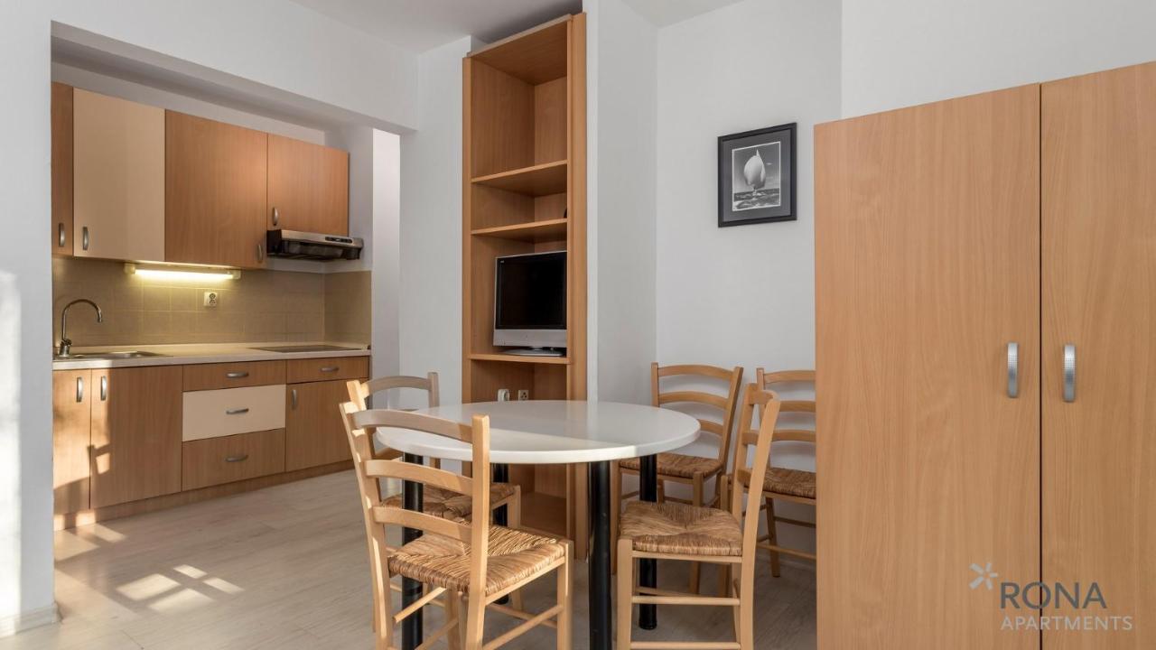 Rona Apartments Volta Pola Esterno foto